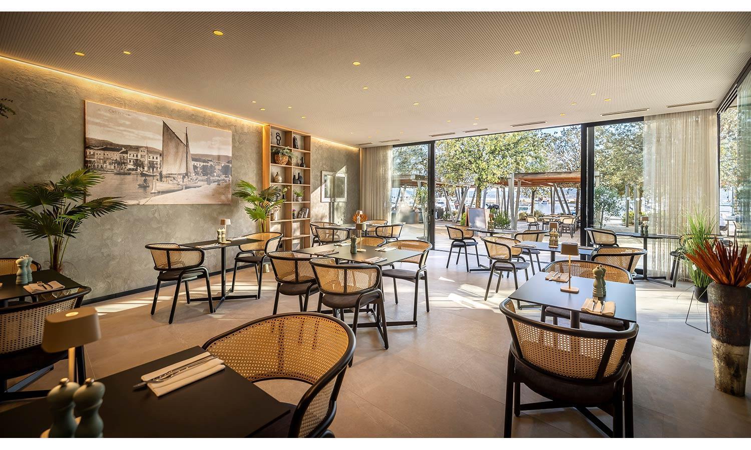 Aminess Younique Narrivi Hotel ツリクヴェニツァ エクステリア 写真